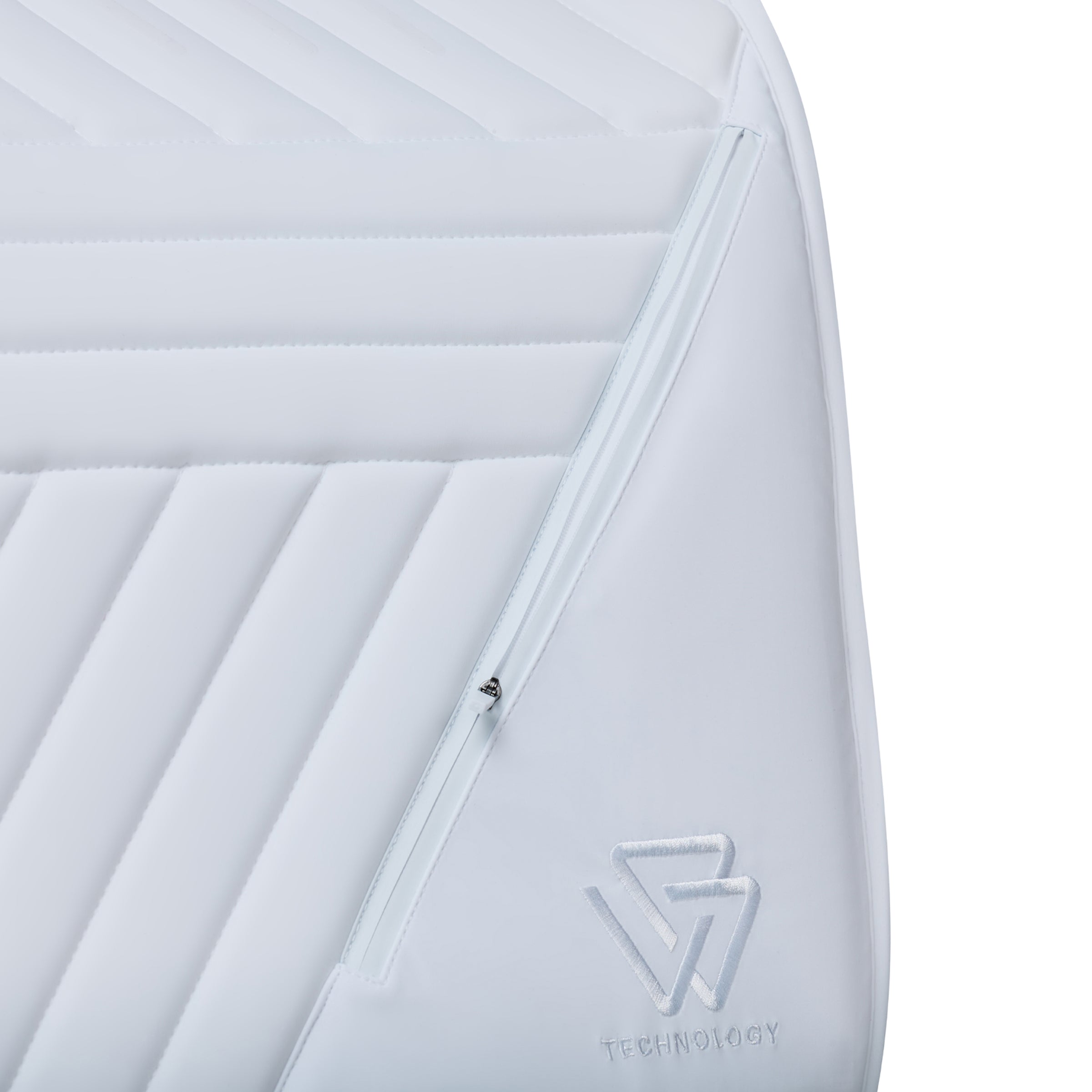 White - integrated zip pocket detail