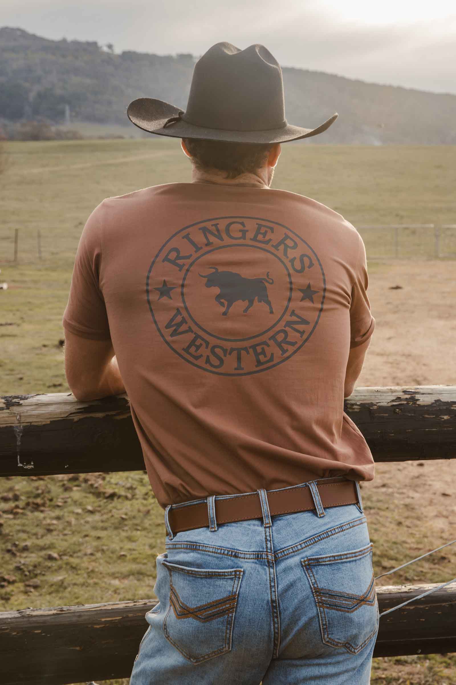 Ringers Western Signature Bull Mens Classic T-Shirt