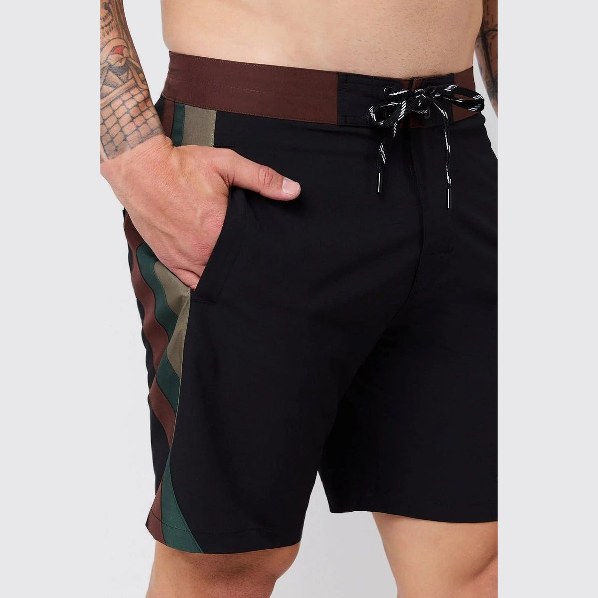 Ringers Western The Barns Mens 18 Inch Outseam Board Short