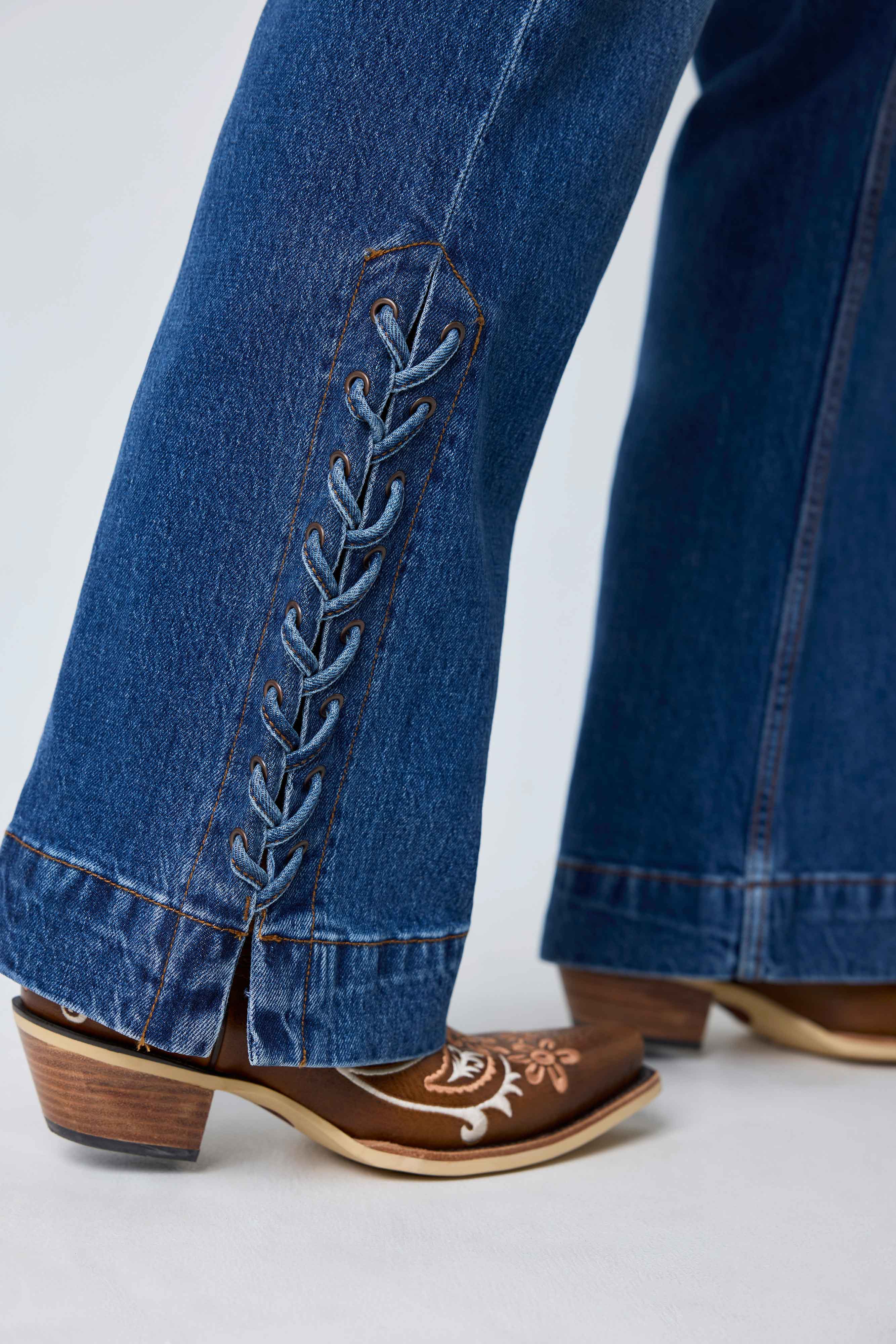 Ringers Western Elly Womens High Rise Wide Bootleg Jean