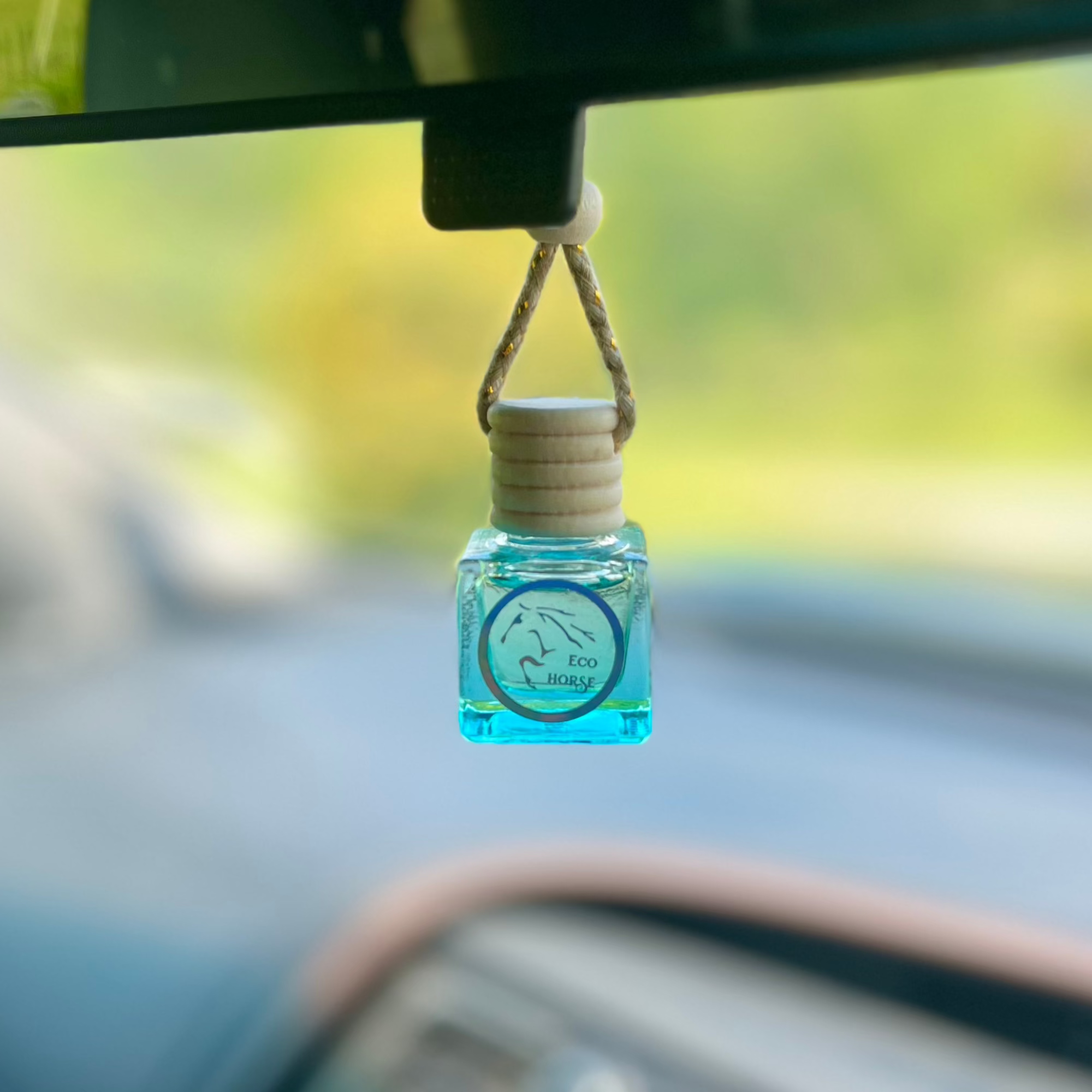 Eco Horse Essence On The Move