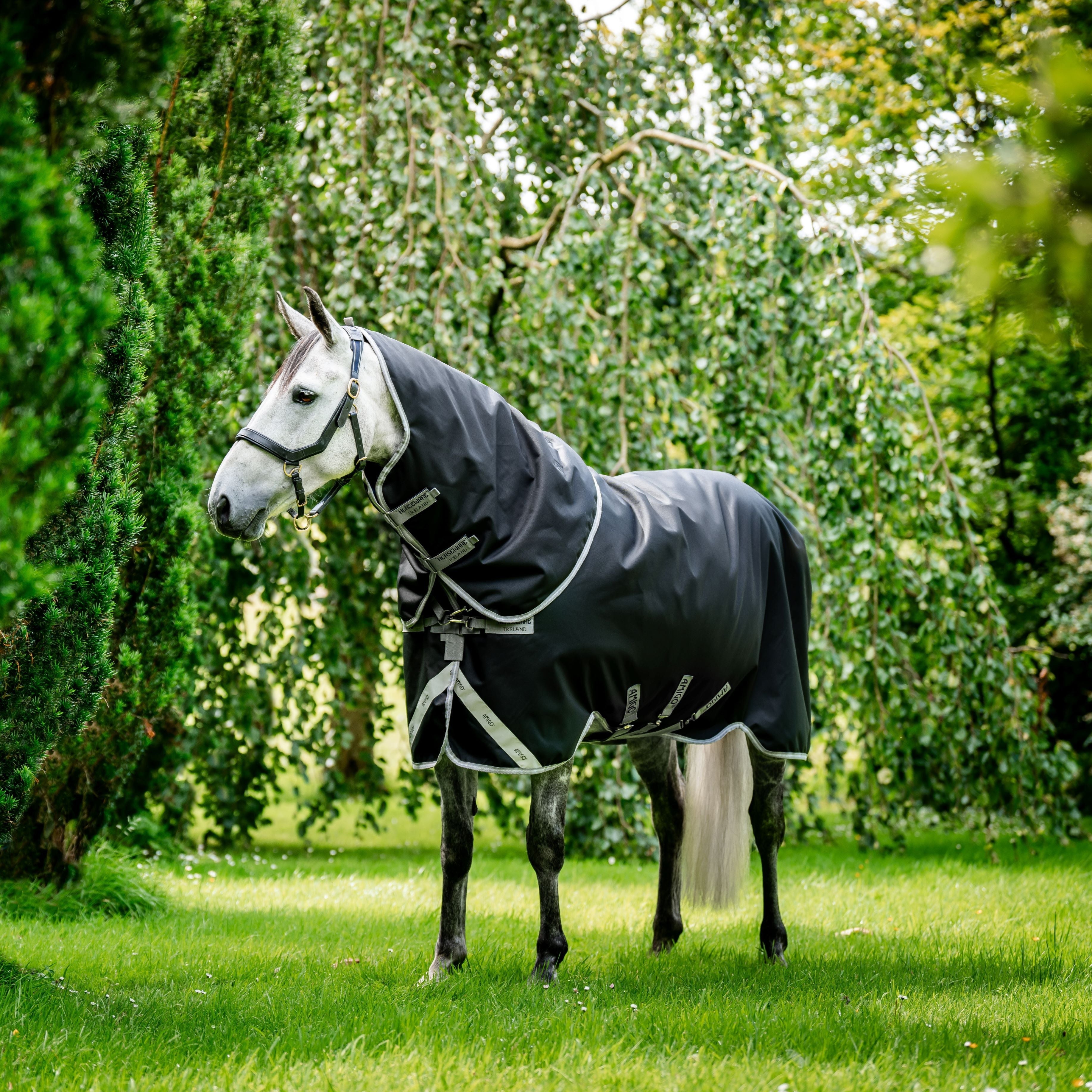 Amigo 1200D Plus Turnout Detach-A-Neck