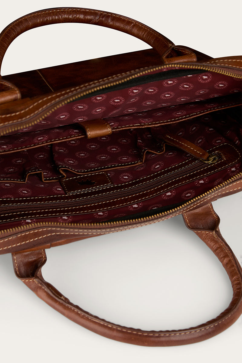 Ringers Western Toro Attache