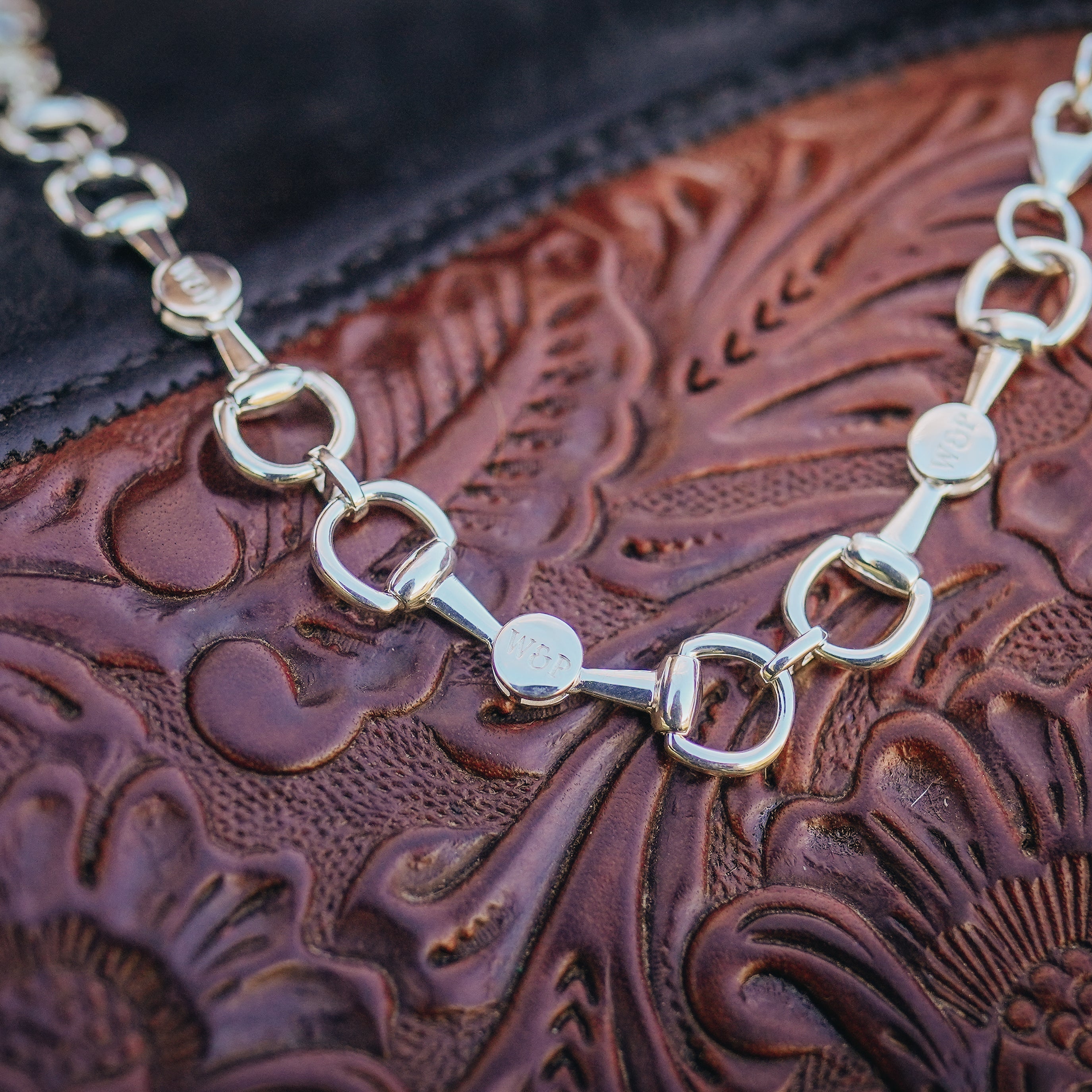 Whistle & Pop Bit of Elegance Chunky Necklace