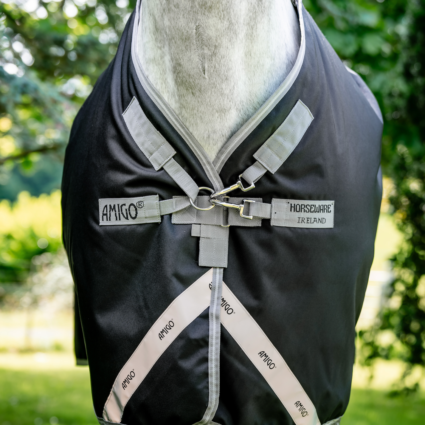 Amigo 1200D XL Turnout Standard Neck