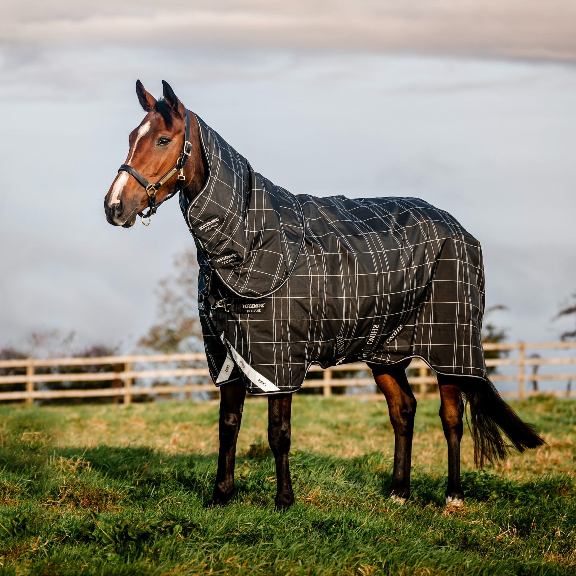 Rhino Plus Turnout Bundle (0g + 200g) Detach-A-Neck