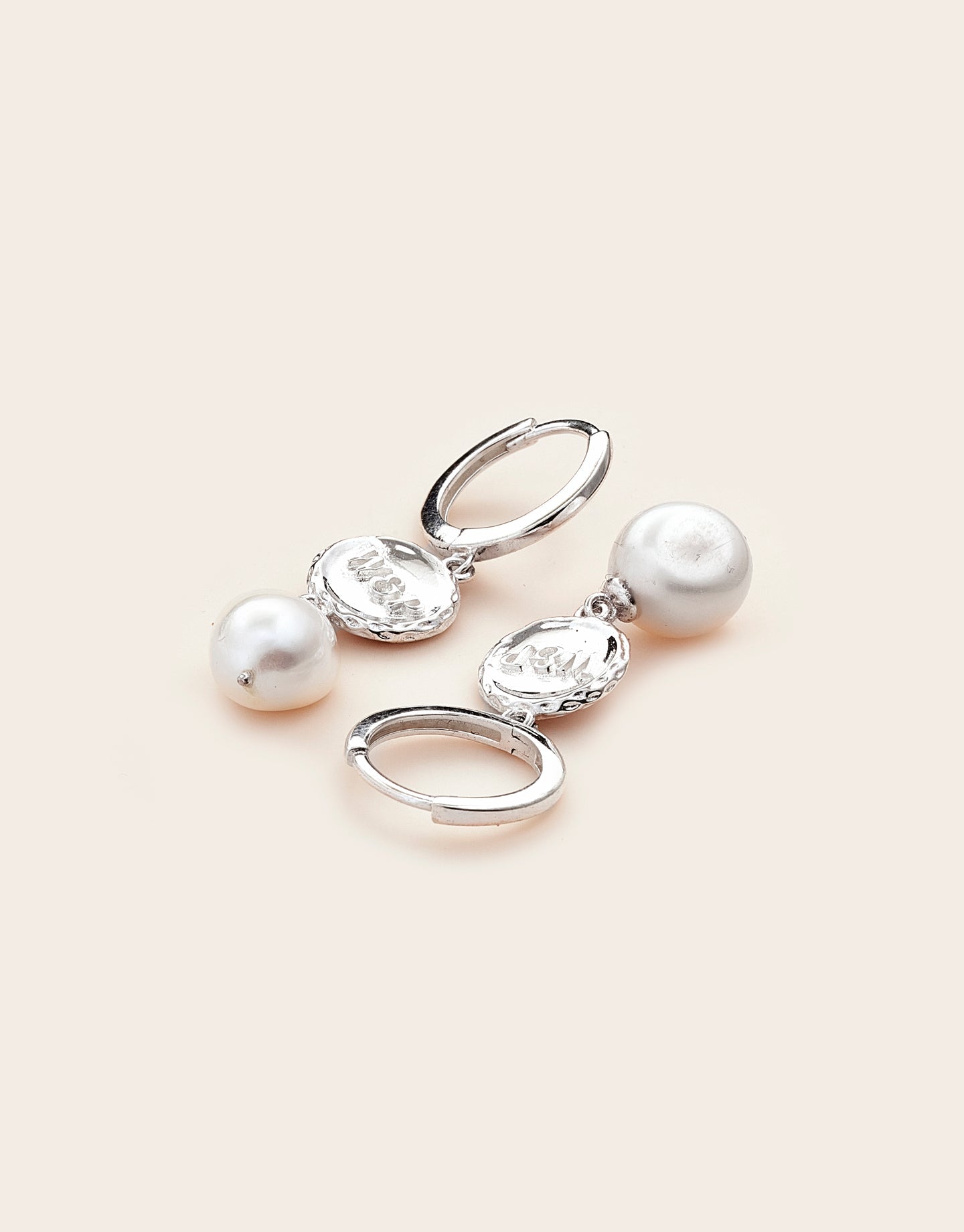 Whistle & Pop High Country Pearl Huggies