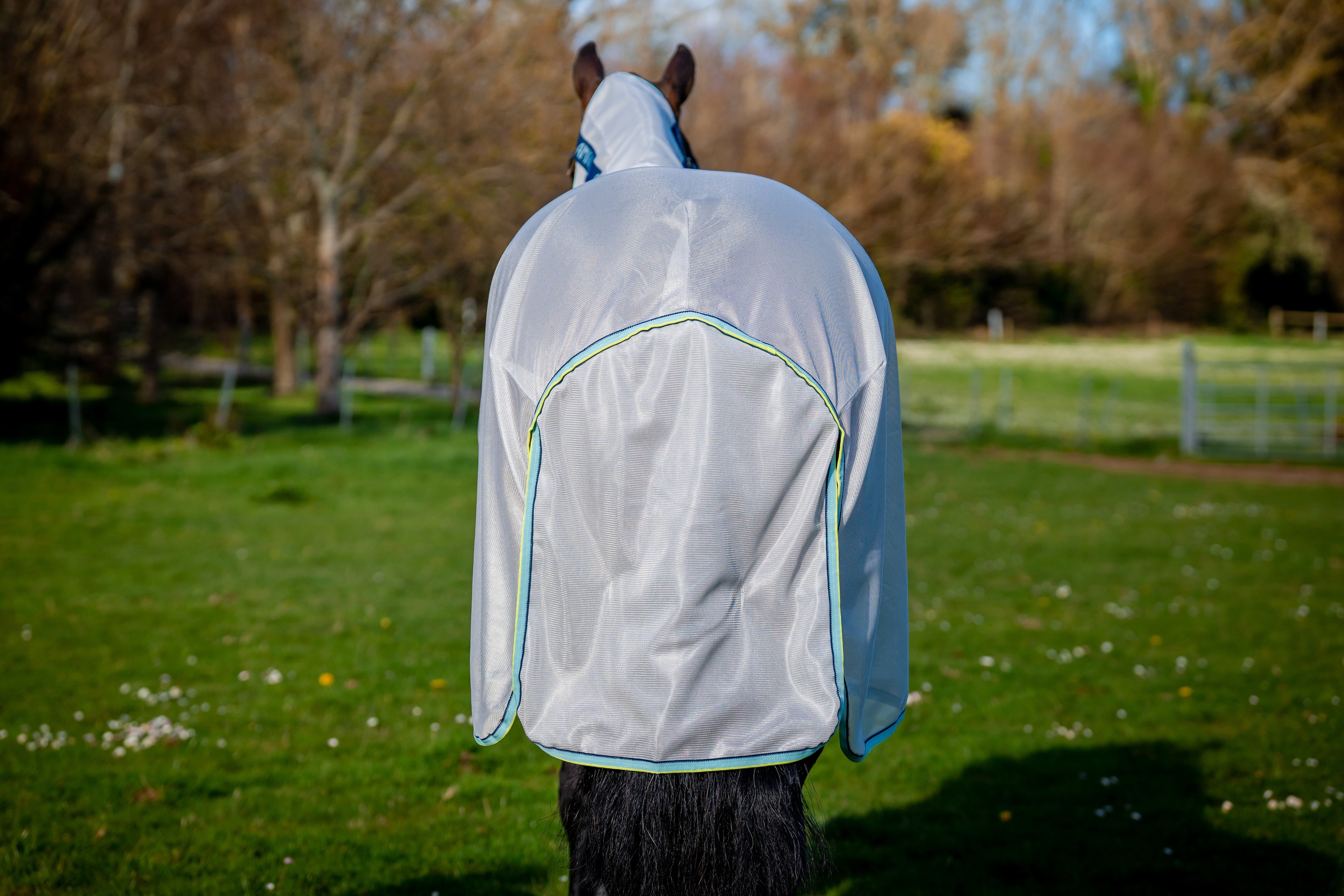 Amigo XL Bug Rug Detach-A-Neck