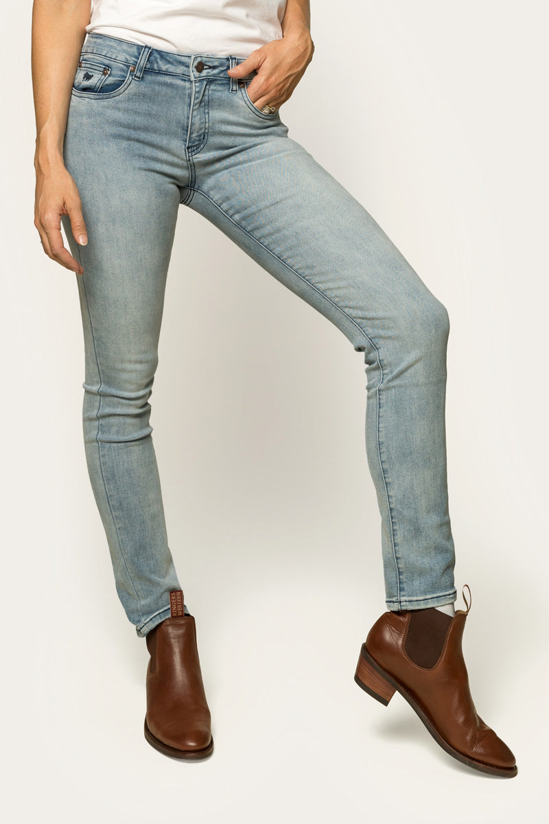 Ringers Western Victoria Womens Mid-Rise Straight Leg Jeans - 5