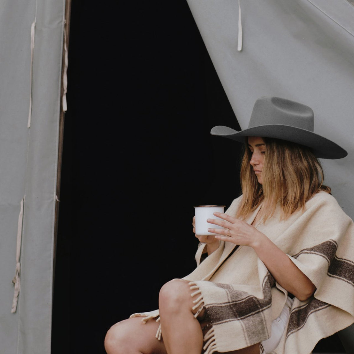 Will & Bear Buck Felt Cowboy Hat - Smoke Model