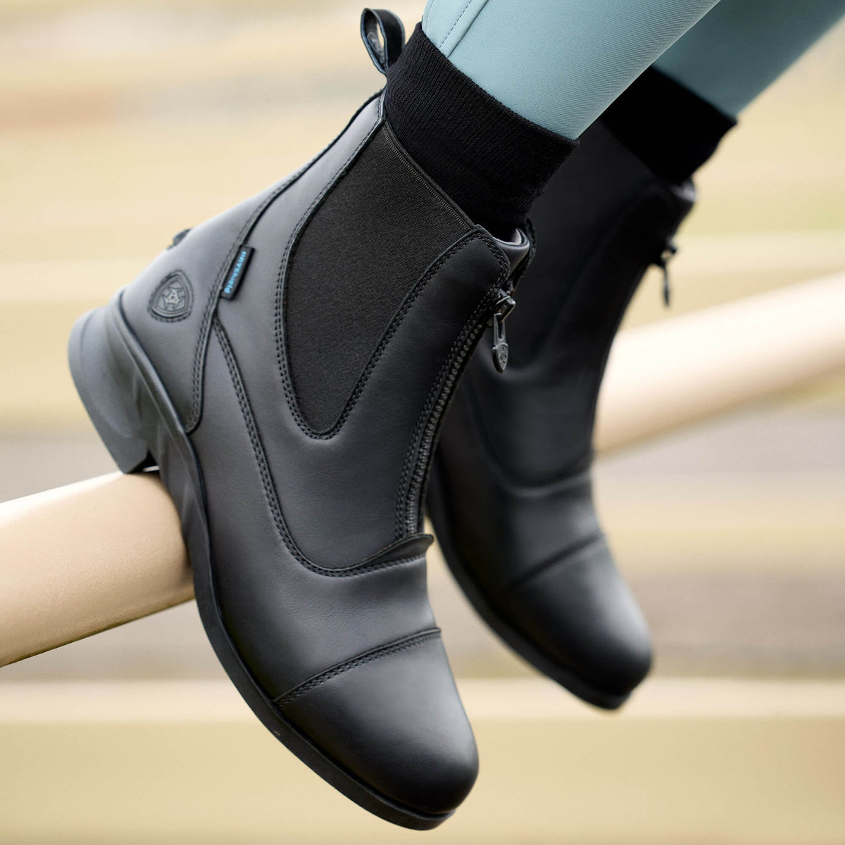 Ariat Women&