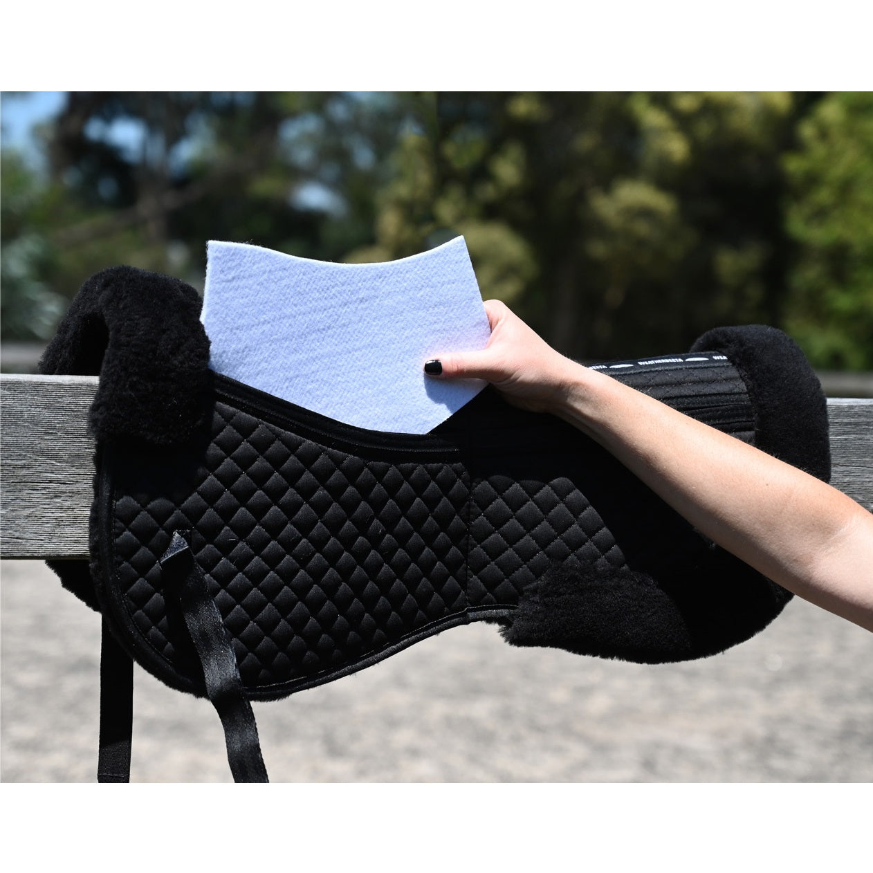 Weatherbeeta 4 Pocket Adjustable Half Pad