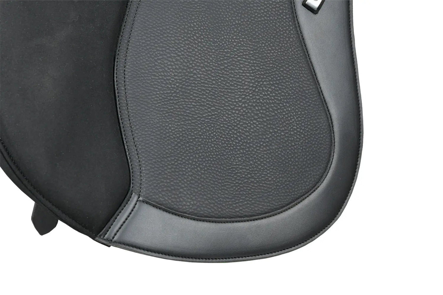 1023281000-black_cl-osberton-ap-saddle-2_image_null_hero.webp