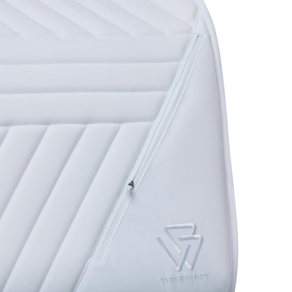 White - integrated zip pocket detail