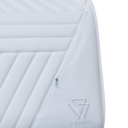 White - integrated zip pocket detail