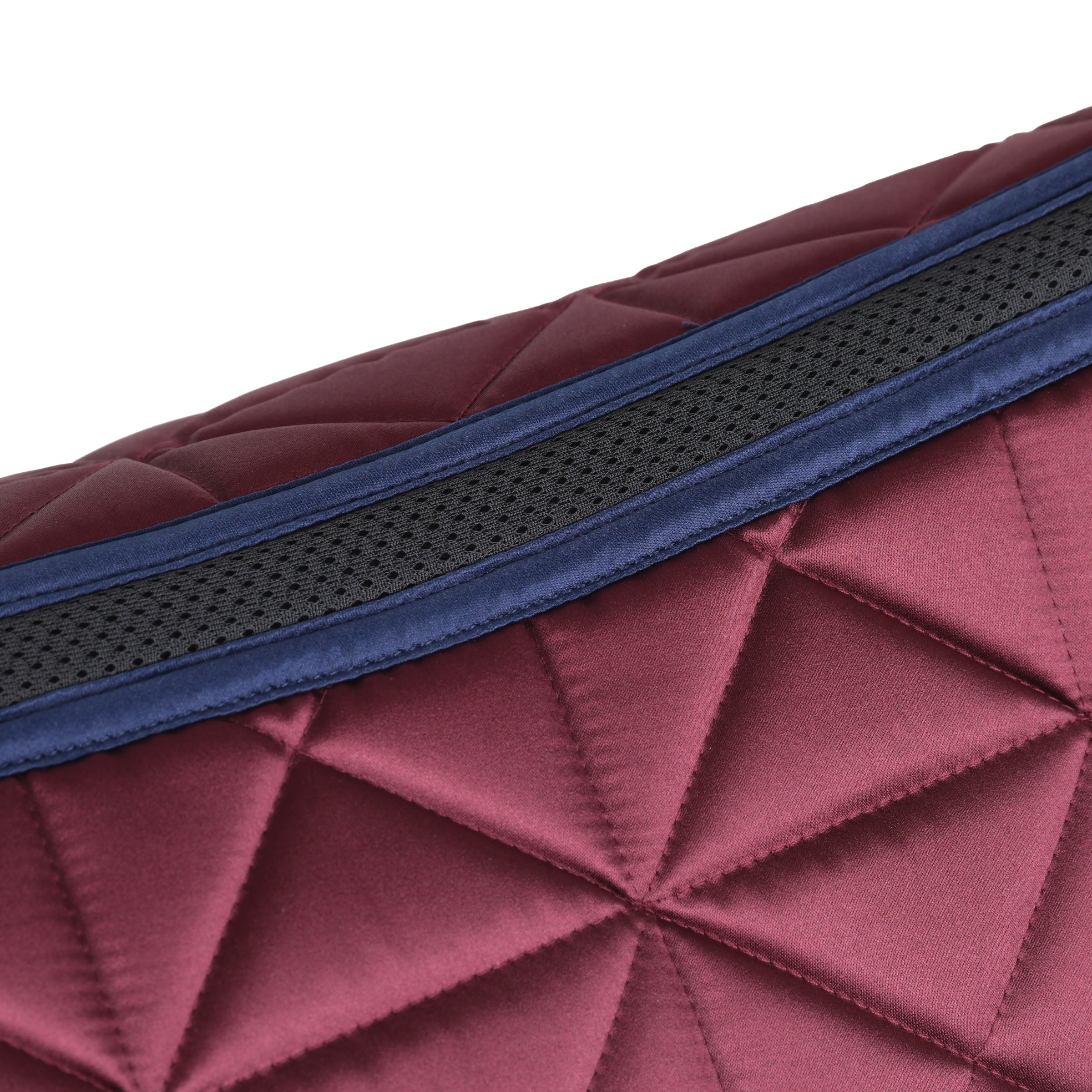 Burgundy - Air-Tec mesh spine detail