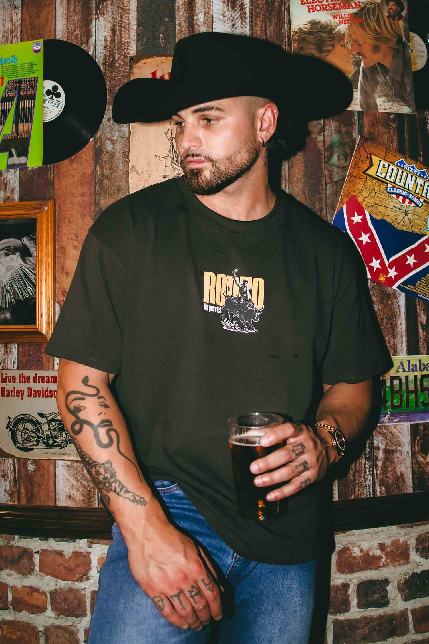 Ringers Western Who Gives A Buck Mens Box Fit T-Shirt