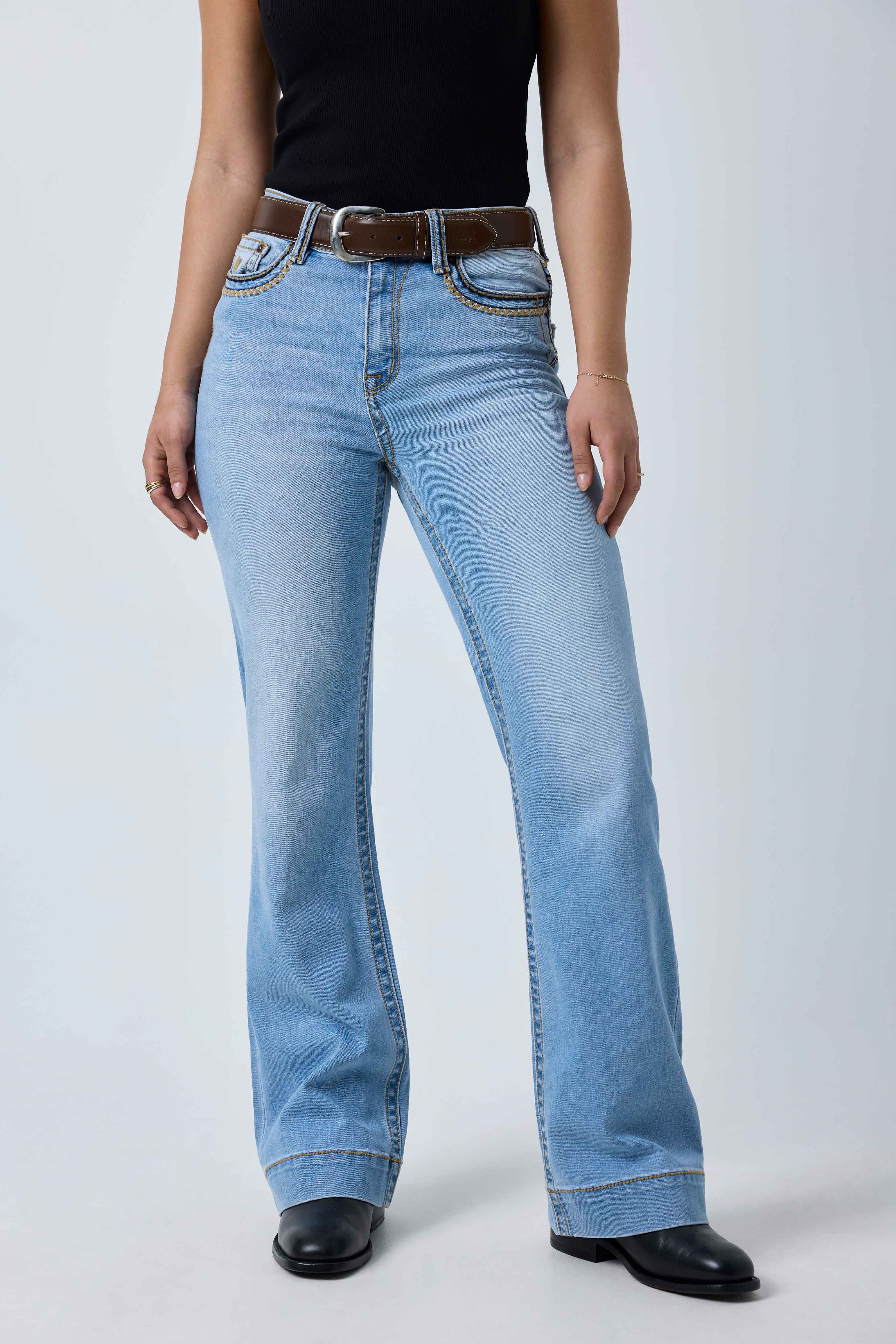 Ringers Western Indi Rodeo Saddle Stitch Womens High Rise Wide Bootleg Jean