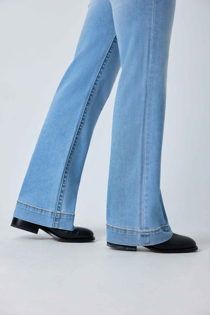 Ringers Western Indi Rodeo Saddle Stitch Womens High Rise Wide Bootleg Jean