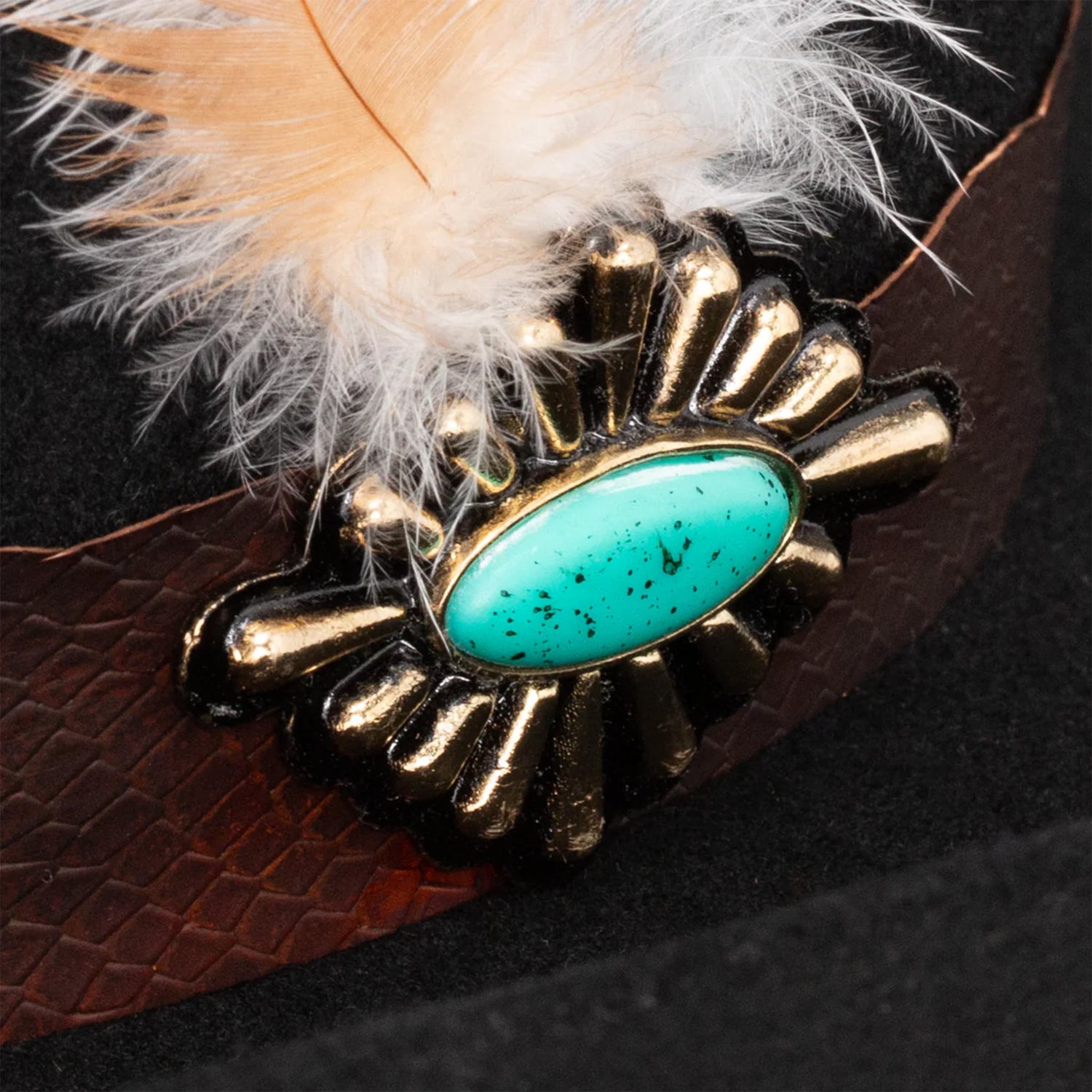 Charlie 1 Horse X Lainey Wilson Saddle Up Black