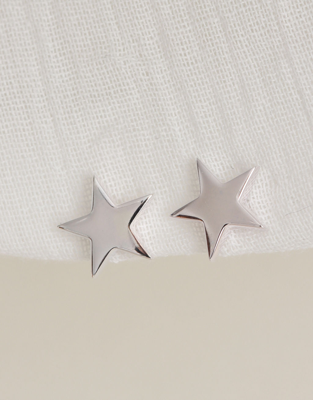 Whistle &amp; Pop Starkeeper Bright Star Studs