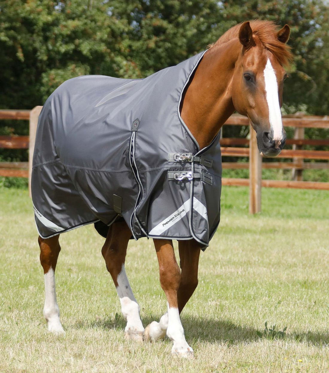 Description:Buster Hardy 0g Half Neck Turnout Rug_Colour:Grey_Position:1