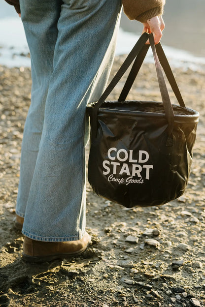 The Big Bucket – 20L Collapsible Feed &amp; Water Bucket