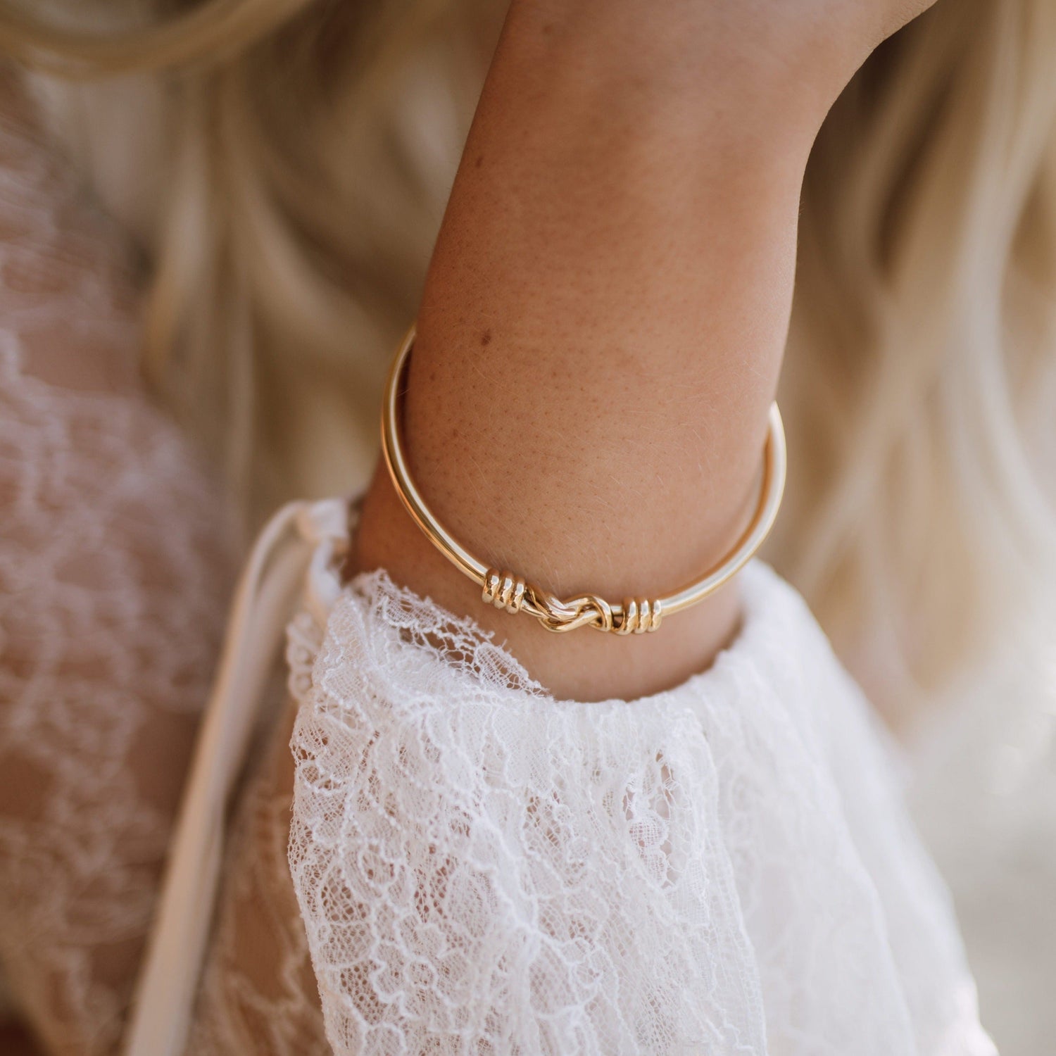 Whistle &amp; Pop Trailblazer Elegant Eight Bangle