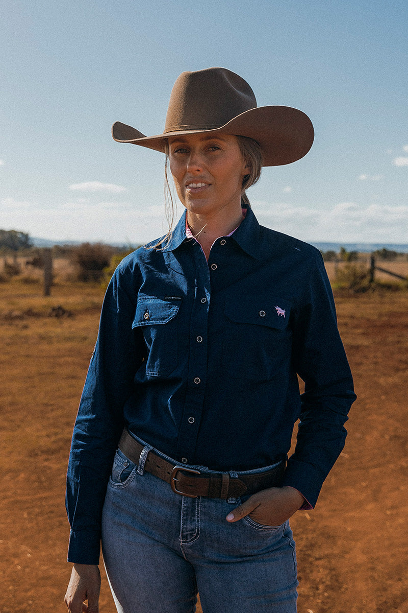 Ringers Western 
Pentecost River Womens Full Button Work Shirt - Navy/Pastel Pink