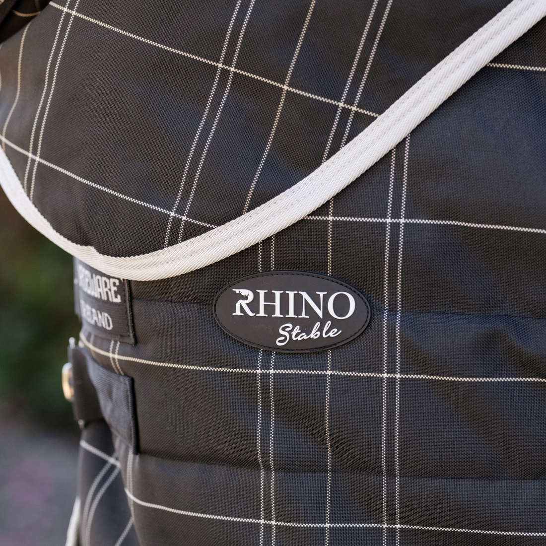 Rhino Stable Neck Rug