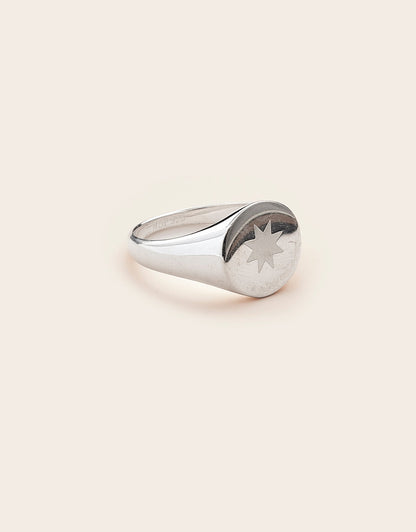 Whistle &amp; Pop Starkeeper Bright Star Signet Ring