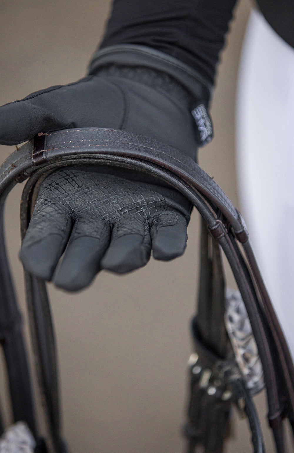 BARE Equestrian Pro Rider Mesh Grip Gloves - 2
