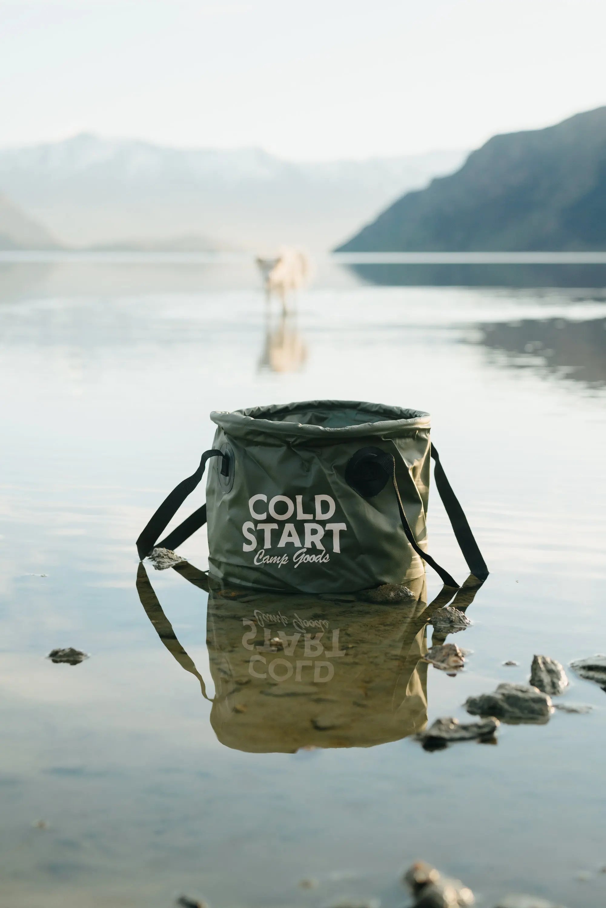 The Big Bucket – 20L Collapsible Feed &amp; Water Bucket