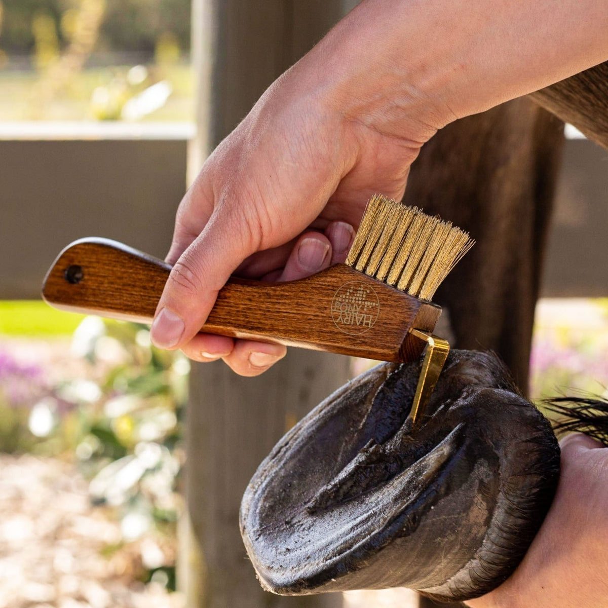 Hairy Pony Copper Bristle Wooden Hoof Pick - 2