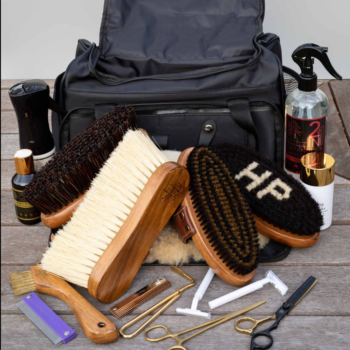 Hairy Pony Horse Grooming Bag - 21