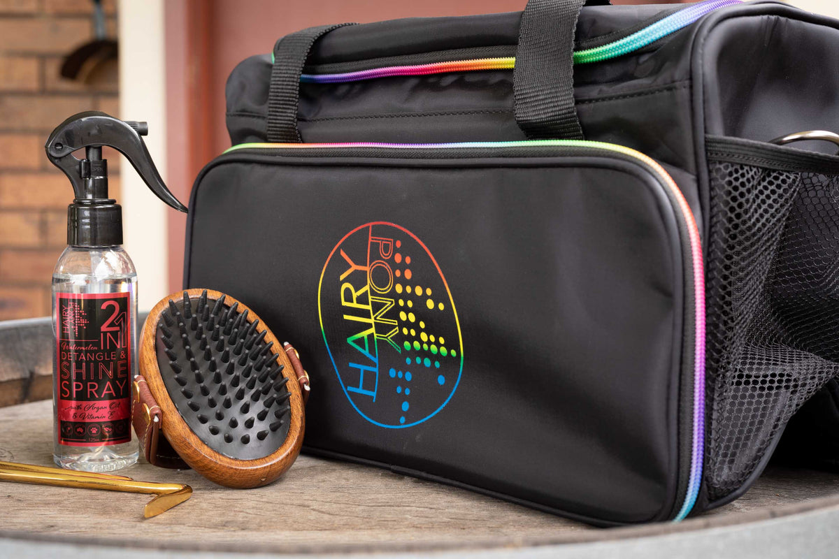 Hairy Pony Horse Grooming Bag - 4