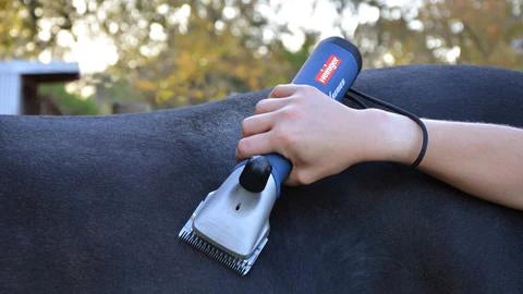 Heiniger Xplorer Cordless Clippers - 2