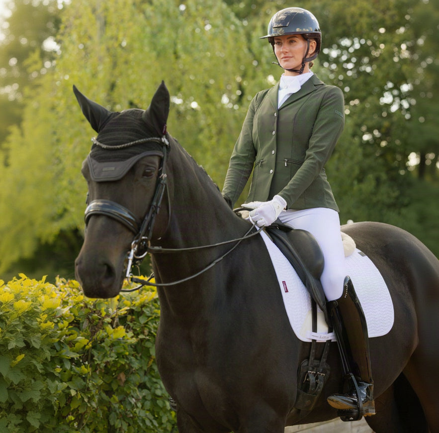 LeMieux Essence Dressage Square White lifestyle