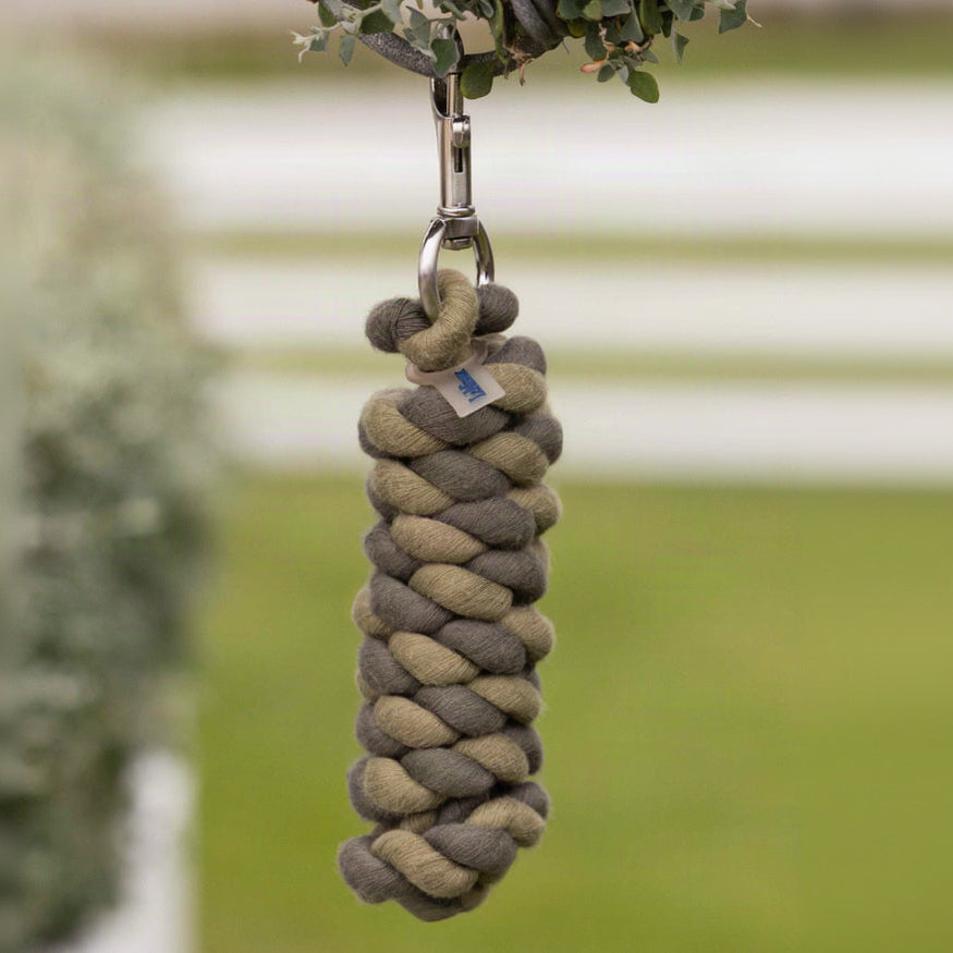 LeMieux Polycotton Leadrope Gooseberry/Willow lifestyle