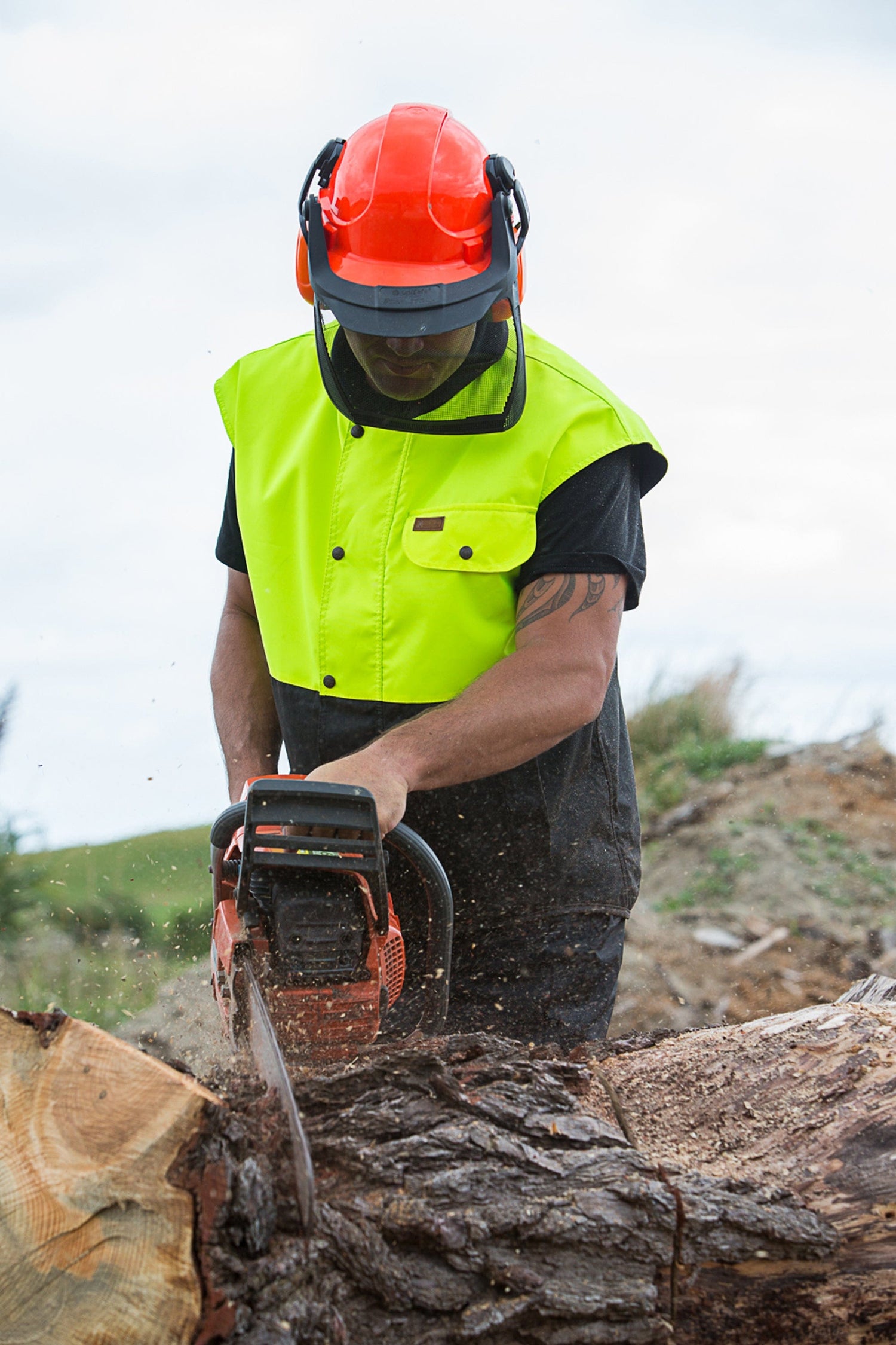 Outback Trading Co Hi-Vis Oilskin Vest