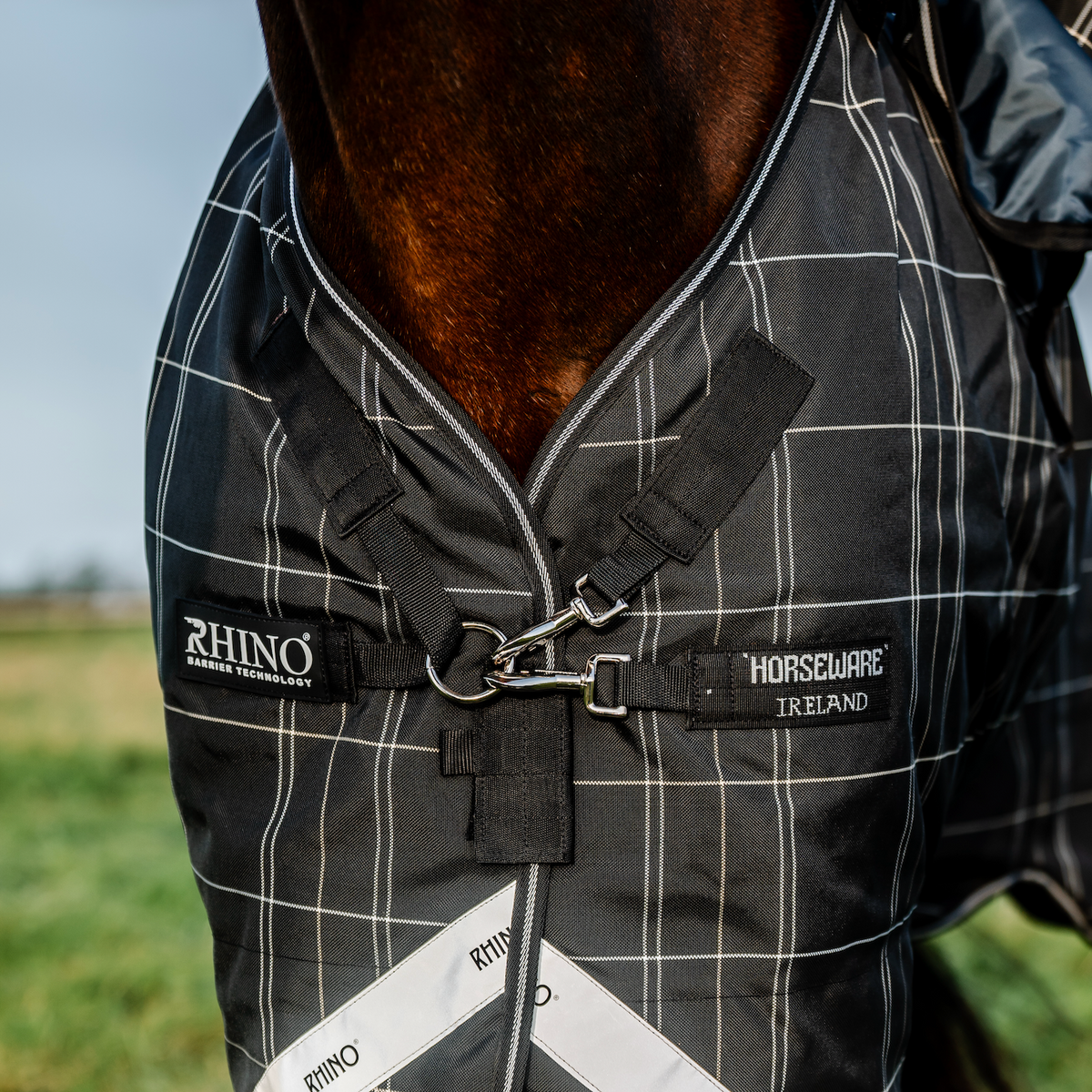 Rhino Plus Turnout Bundle (0g + 200g) Detach-A-Neck - 3