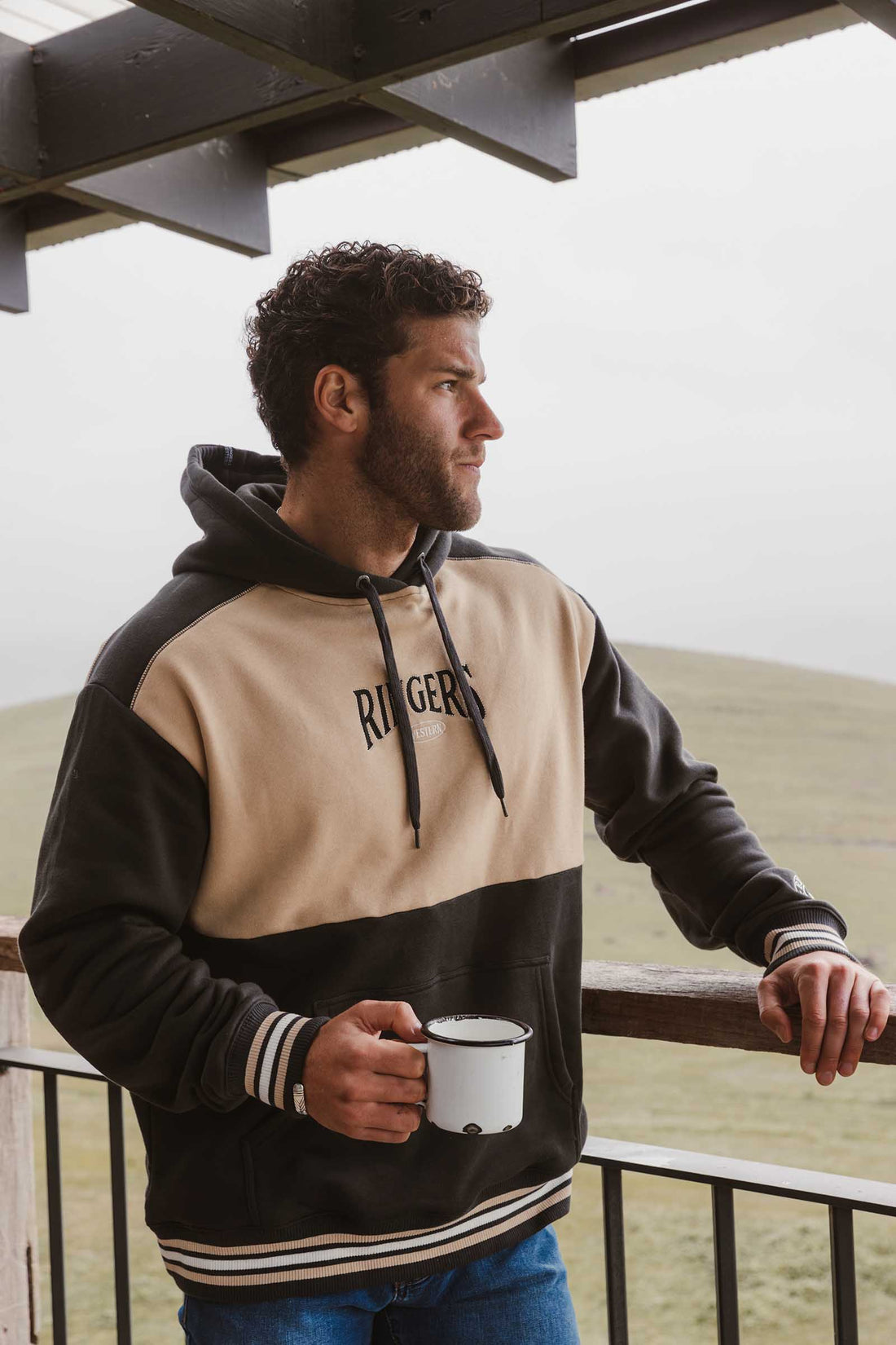 Ringers Western Barrow Creek Mens Pullover Hoodie - Charcoal Lifestyle