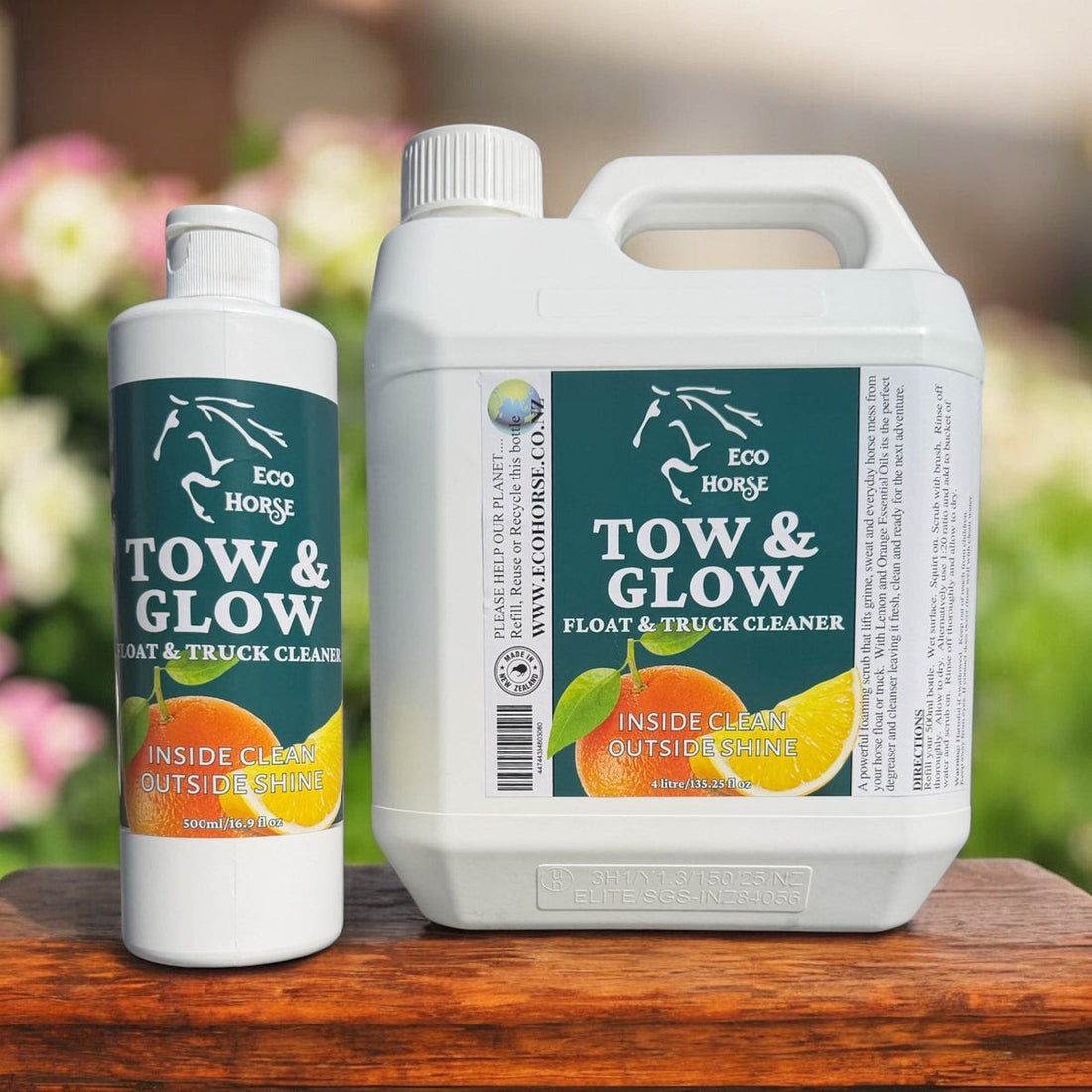 Eco Horse Tow &amp; Glow Float &amp; Truck Cleaner