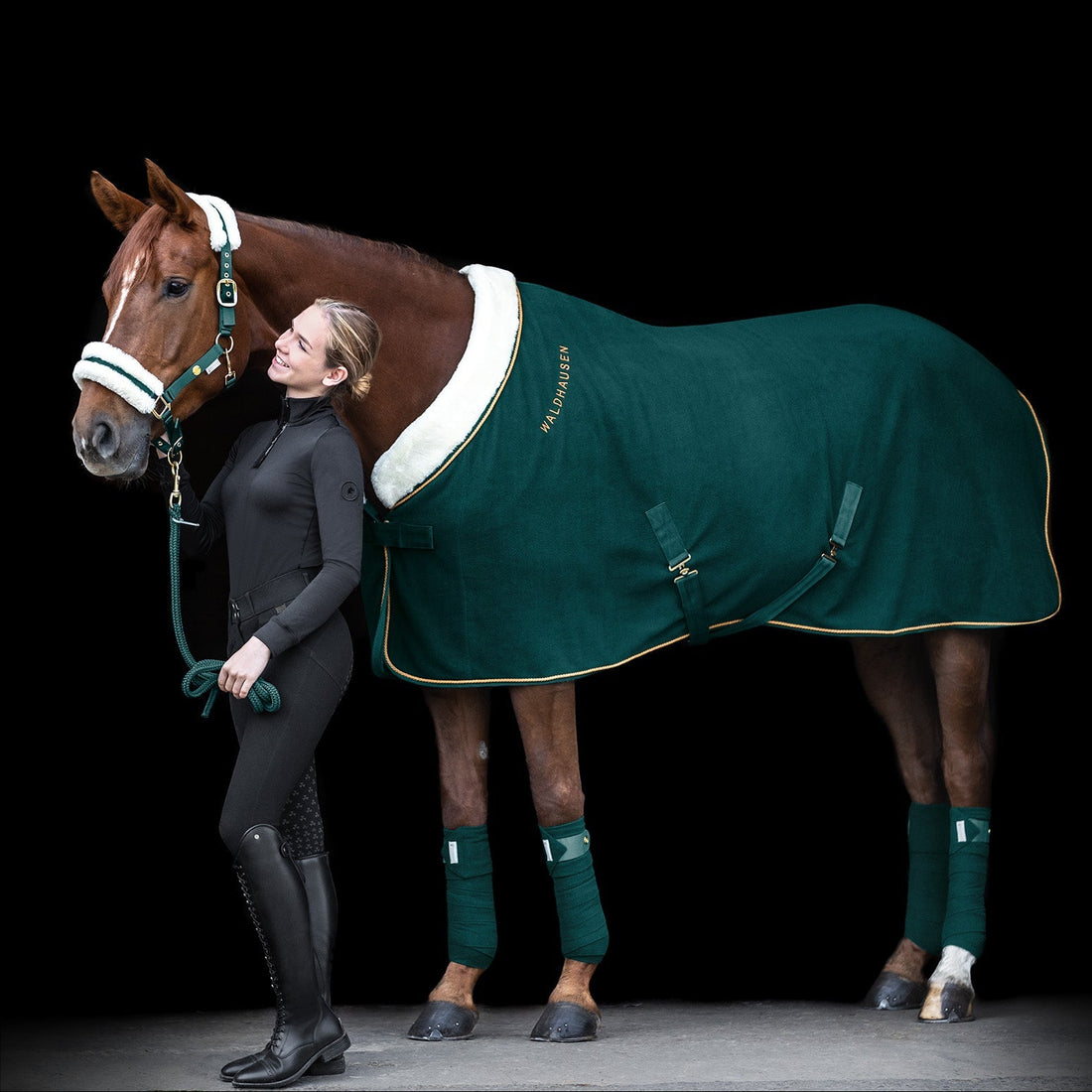 Waldhausen Modern Rose Fleece Rug