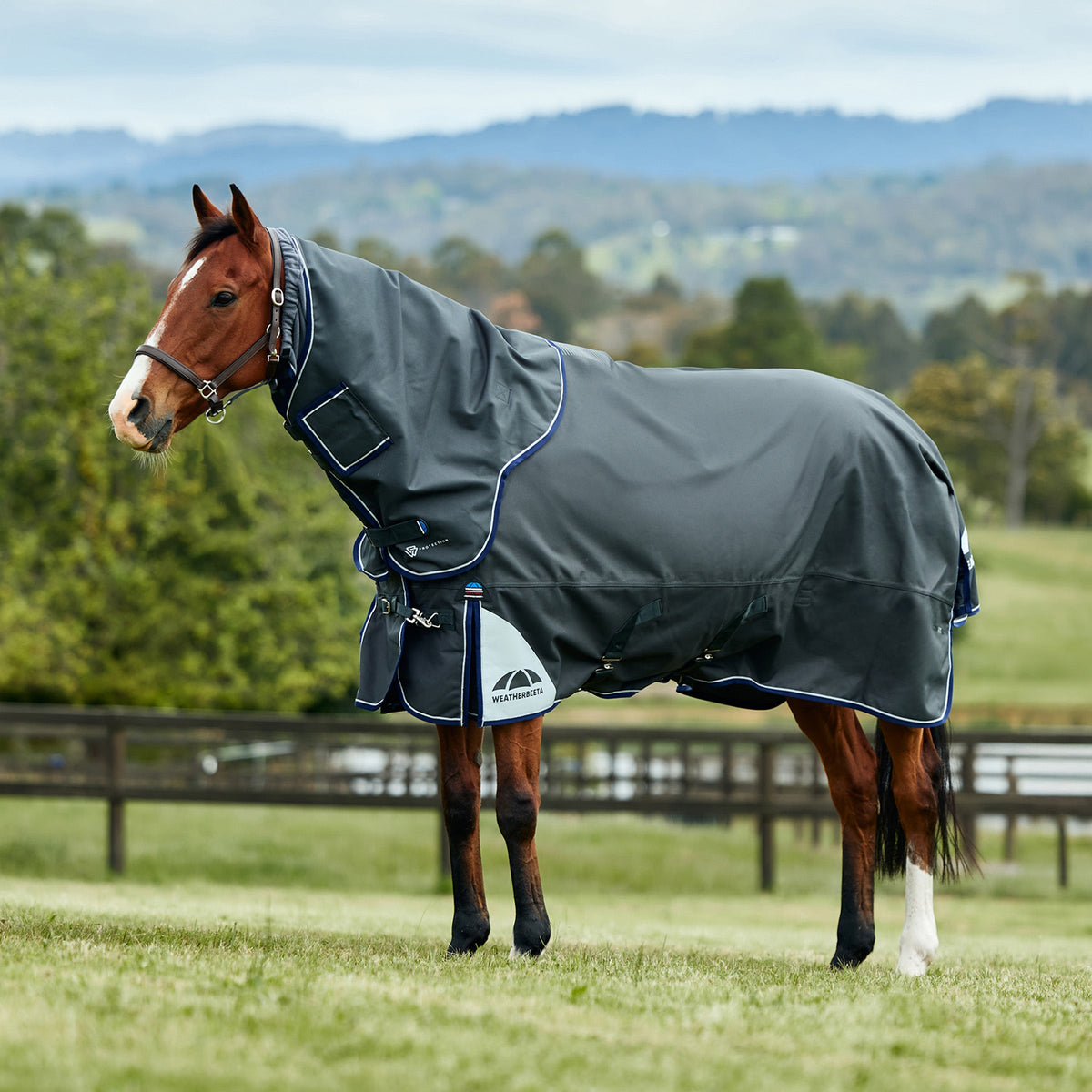 Weatherbeeta ComFiTec Ultra Turnout Detach-A-Neck - Charcoal 0g