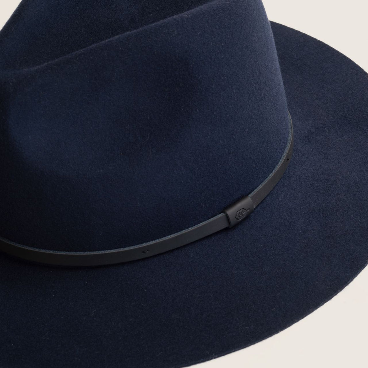 Will &amp; Bear Anderson Felt Wool Hat - Navy Detail