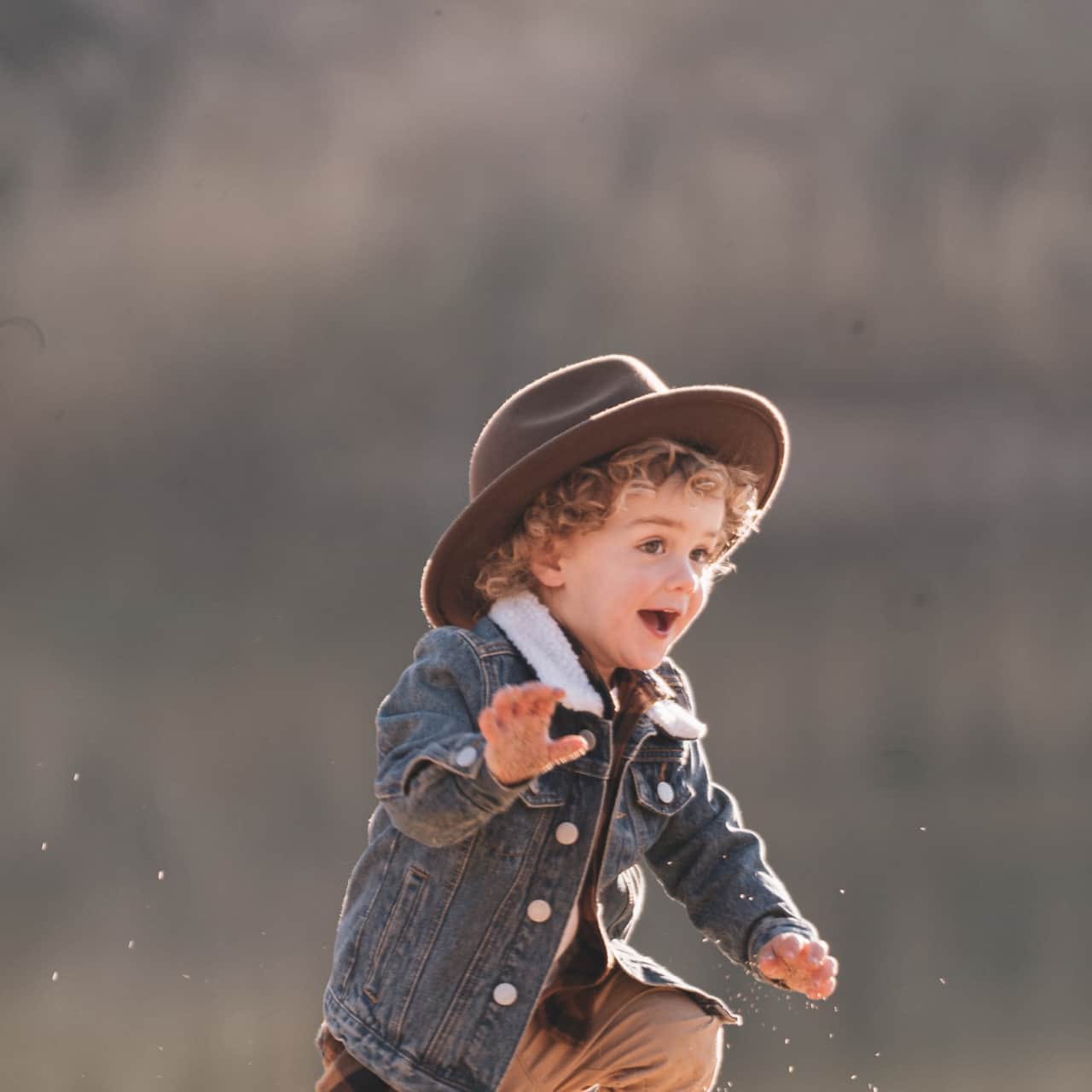 Will &amp; Bear Little William Brown | Crushable Travel Hat for Kids