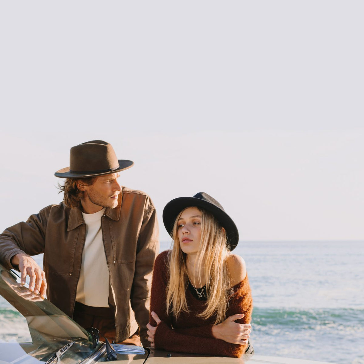 Will &amp; Bear William Crushable Travel Hat - Black Lifestyle