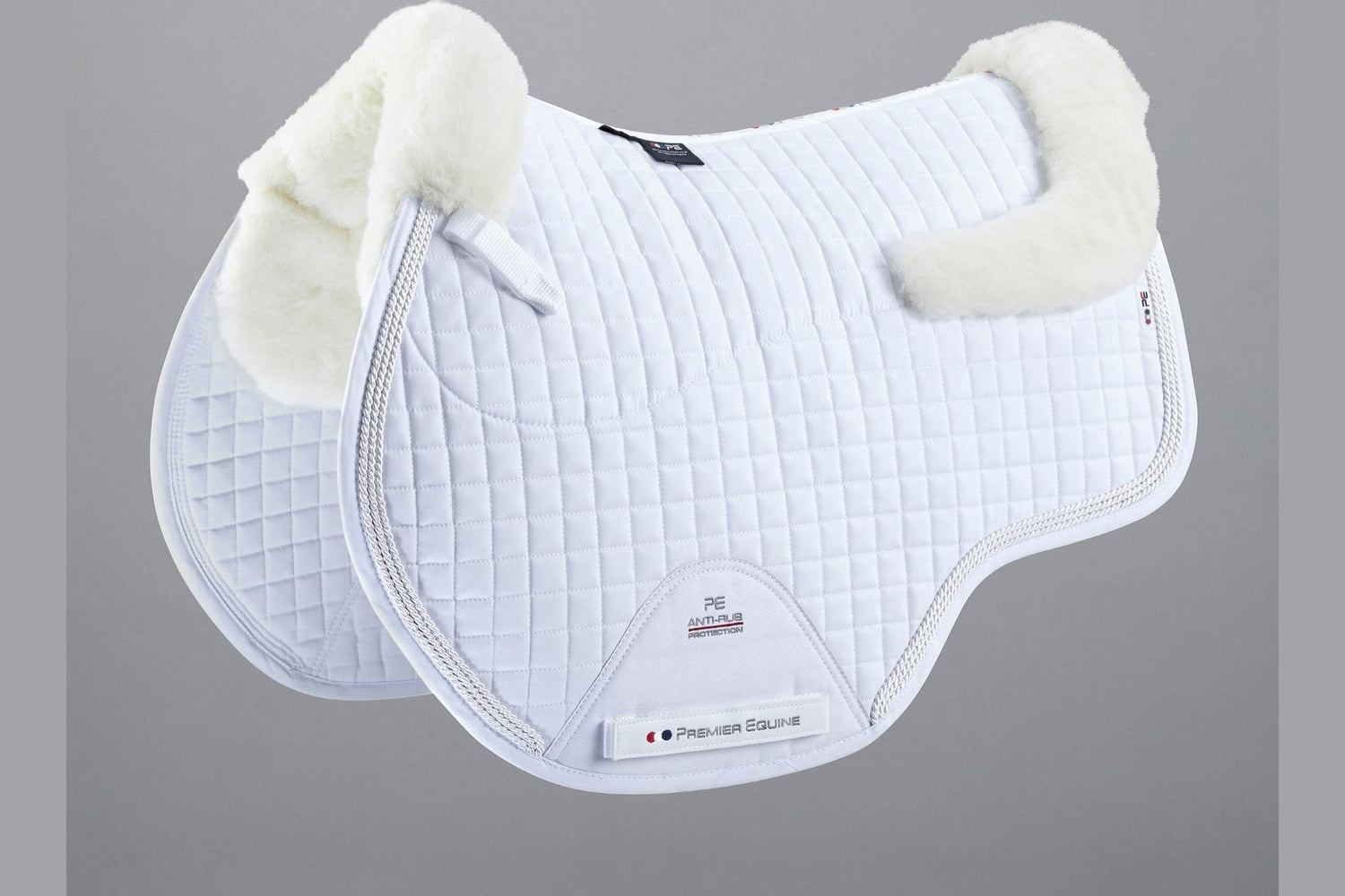 Description:Close Contact Merino Wool European Saddle Pad - GP/Jump Square_Colour:White/Natural Wool_Position:1